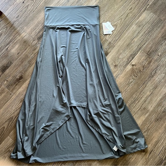 NWT Lularoe Olivia High Low Maxi Skirt Medium - Picture 2 of 4